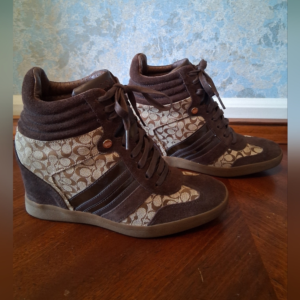 Coach Alara Women's Brown Signature Jacquard & Suede Hidden Wedge Sneakers 9M